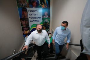 Wilson Lima e ministro Eduardo Pazuello inauguram primeira ala indígena para tratamento de Covid-19