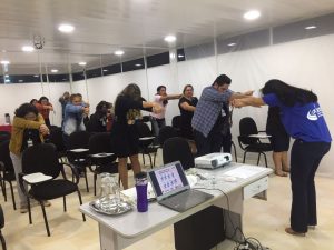 Imagem da notícia - PALESTRA TERMINA COM AULA PRÁTICA DE RELAXAMENTO E GINÁSTICA LABORAL