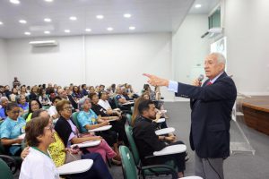 Imagem da notícia - Palestra sobre envelhecimento e felicidade marcam abertura do Programa Vida Ativa